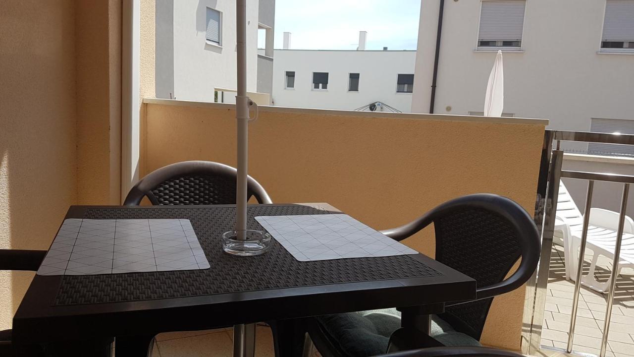 Apartment Orange Brist Пула Экстерьер фото