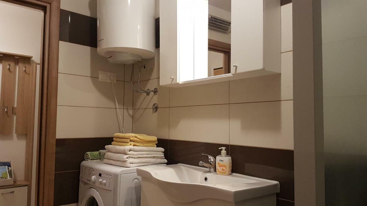 Apartment Orange Brist Пула Экстерьер фото