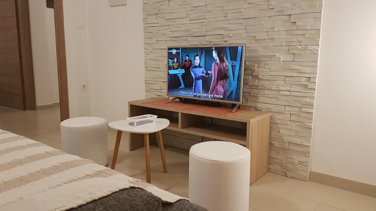Apartment Orange Brist Пула Экстерьер фото