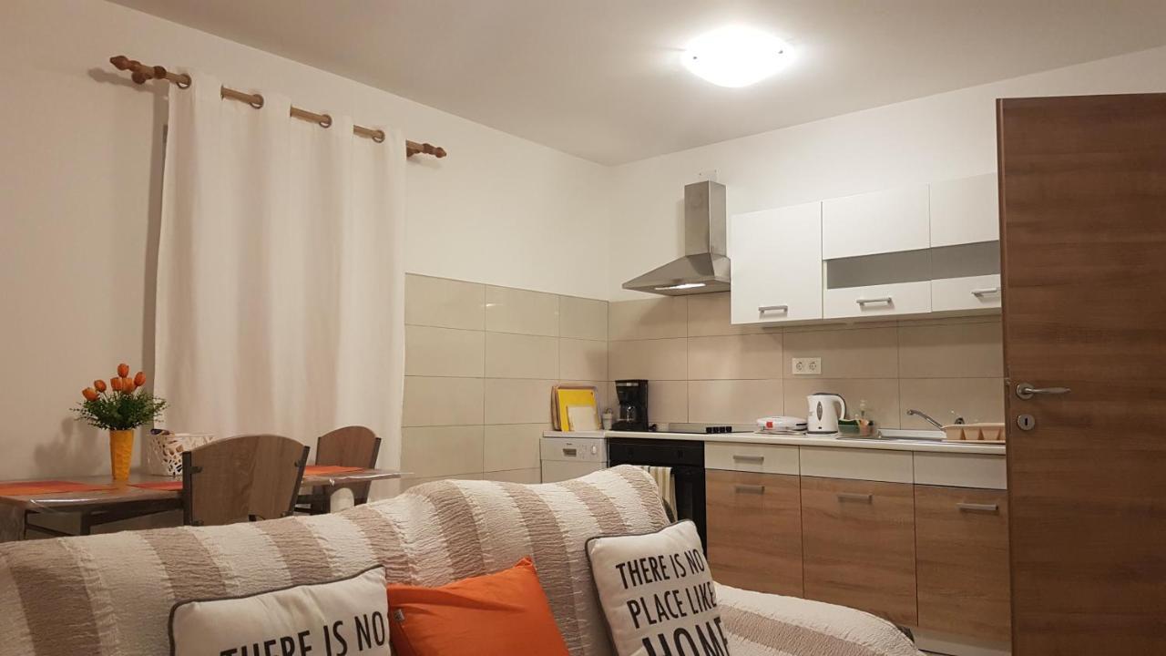 Apartment Orange Brist Пула Экстерьер фото